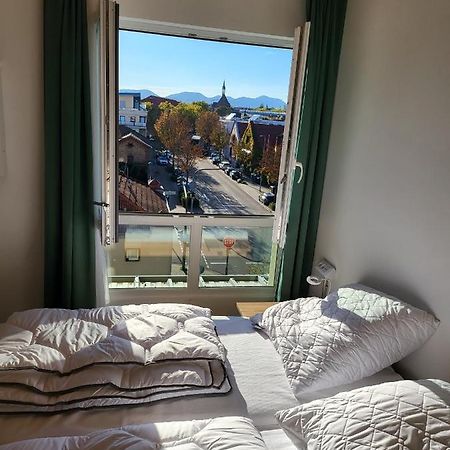 Boardinghouse-Landau Aparthotel Λαντάου Εξωτερικό φωτογραφία