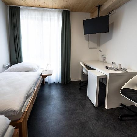 Boardinghouse-Landau Aparthotel Λαντάου Εξωτερικό φωτογραφία