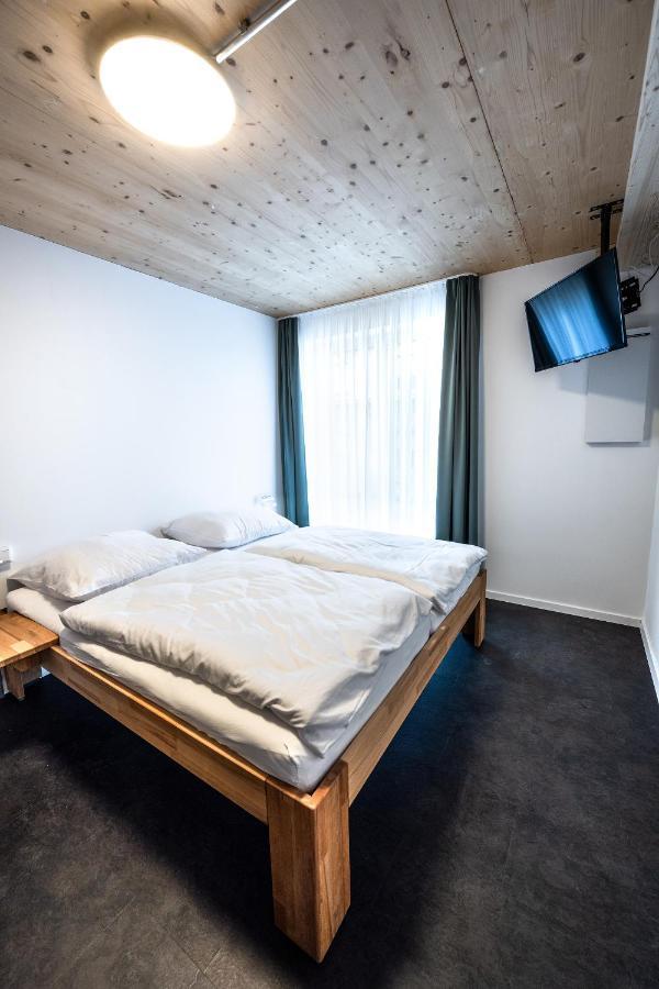 Boardinghouse-Landau Aparthotel Λαντάου Εξωτερικό φωτογραφία