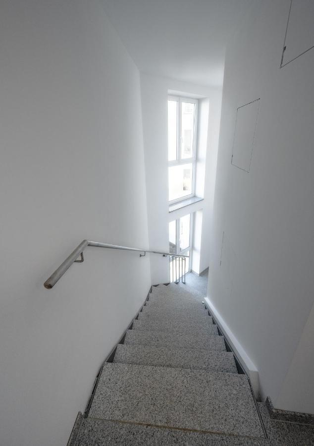 Boardinghouse-Landau Aparthotel Λαντάου Εξωτερικό φωτογραφία